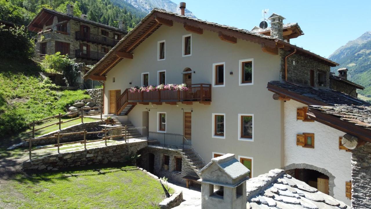 Lo Micho - Le Four Des Alpes Rhemes-Saint-Georges Exterior foto