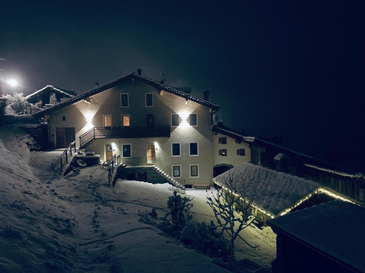Lo Micho - Le Four Des Alpes Rhemes-Saint-Georges Exterior foto